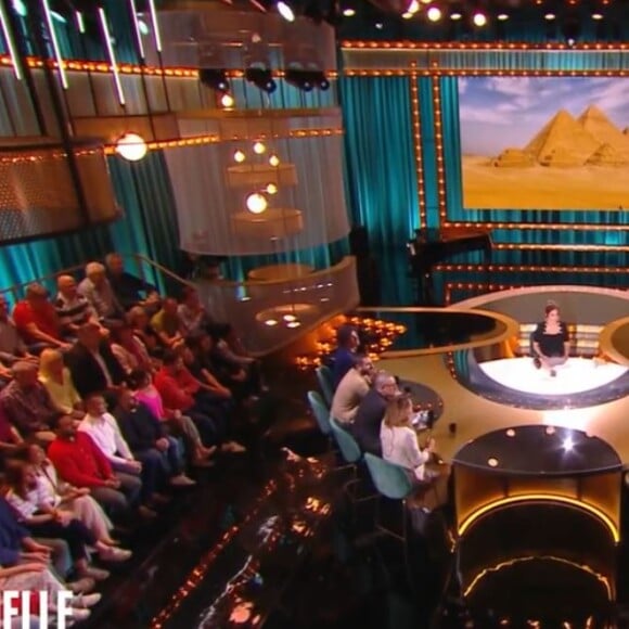 Gims invité dans "Quelle époque !" sur France 2 le 27 mai 2023.