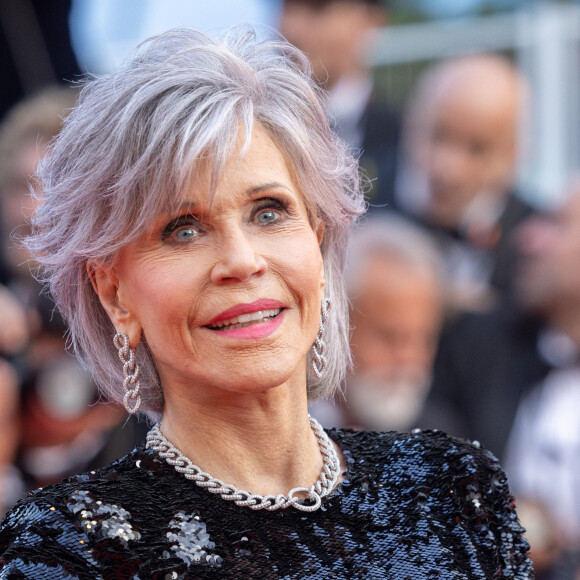 Jane Fonda - Montée des marches du film " Elémentaire " pour la cérémonie de clôture du 76ème Festival International du Film de Cannes, au Palais des Festivals à Cannes. Le 27 mai 2023 © Olivier Borde / Bestimage 