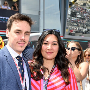 Pour la première fois depuis la naissance de leur fille Victoire, Louis et Marie Ducruet sont apparus officiellement.
Louis Ducruet et sa femme Marie - La famille princière de Monaco lors du 80ème Grand Prix de Monaco de Formule 1 à Monaco le 28 mai 2023. © Bruno Bebert/Bestimage 