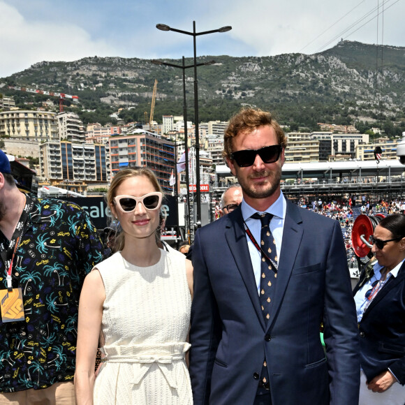 Pierre Casiraghi et sa femme Beatrice Borromeo - La famille princière de Monaco lors du 80ème Grand Prix de Monaco de Formule 1 à Monaco le 28 mai 2023. © Bruno Bebert/Bestimage 