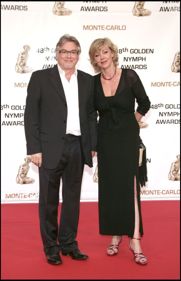 Elle l'a néanmoins toujours été...
Christian Rauth et Cécile Auclert - Cérémonie des Nymphes d'or dans le cadre du 48ème Festival de télévision de Monte Carlo, en juin 2008.