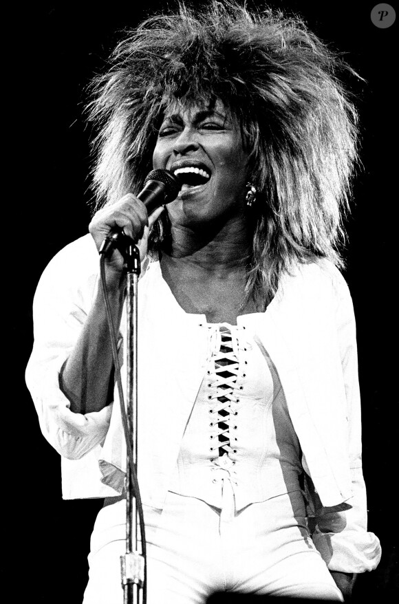La reine du rock 'n' roll Tina Turner est décédée à l'âge de 83 ans. La chanteuse légendaire serait décédée à son domicile en Suisse des suites d'une longue maladie.