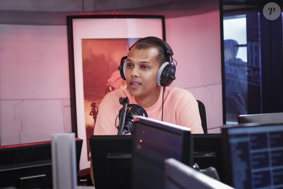 Exclusif - Stromae - Emission "Le Morning Sans Filtre" sur Virgin Radio diffusé en direct de 6h à 9h30, Paris le 29 septembre 2022. © Jack Tribeca / Bestimage 