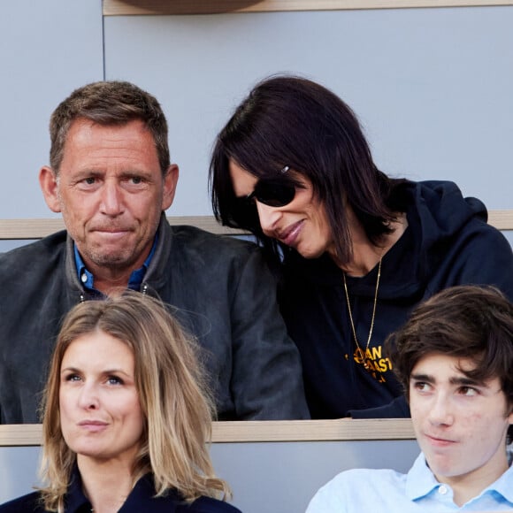 Ils étaient très tendres
Daniel Riolo et sa compagne Géraldine Maillet lors de la nocturne des Internationaux de France de tennis de Roland Garros 2023 à Paris, France. © Moreau-Jacovides/Bestimage 