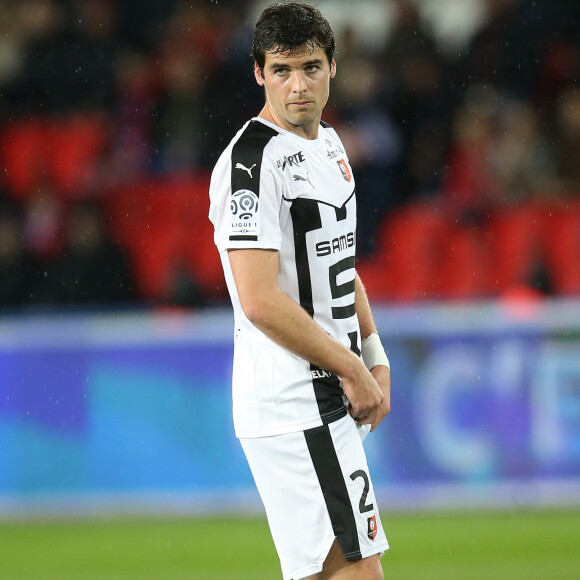 Yoann Gourcuff - People au match de football "PSG - Rennes" au Parc des Princes à Paris. Le 29 avril 2016 © Cyril Moreau / Bestimage