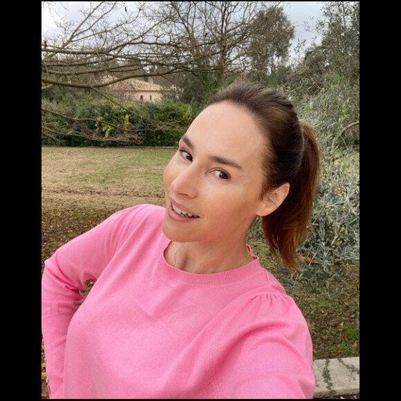 "Le bouquet devait être livré avant 15h.. et toujours rien... en revanche ils m'ont bien envoyé la facture hein !"
Vanessa Demouy sur Instagram. Le 1er janvier 2023.