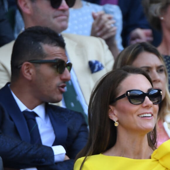 Catherine (Kate) Middleton, duchesse de Cambridge dans les tribunes lors de la finale dame du tournoi de Wimbledon au All England Lawn Tennis and Croquet Club à Londres, Royaume Uni, le 9 juillet 2022. © Chryslene Caillaud/Panoramic/bestimage 