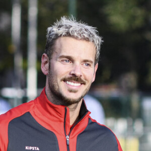 Sur les réseaux sociaux, les amoureux ont partagé leur joie et leur soulagement à l'aide de nombreuses images.
M. Pokora lors du match de football caritatif au profit de l'association "e-Enfance" au stade Emile Anthoine à Paris le 28 septembre 2022.