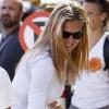 Bar Refaeli à l'aéroport de Los Angeles, le 28 février 2010
