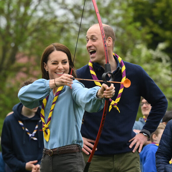Le prince William, prince de Galles, et Catherine (Kate) Middleton, princesse de Galles - Le prince et la princesse de Galles, accompagnés de leurs enfants, participent à la journée du bénévolat "Big Help Out" à Slough, le 8 mai 2023.