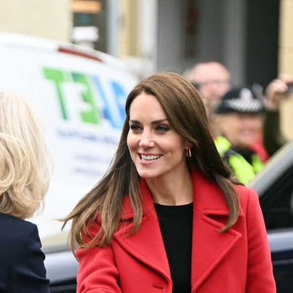 Le prince William, prince de Galles, et Catherine (Kate) Middleton, princesse de Galles, arrivent pour une visite à l'église St Thomas, à Swansea, Royaume Uni, le 27 septembre 2022. 