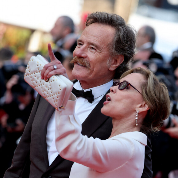 Bryan Cranston et sa femme Robin Dearden - Montée des marches du film " Asteroid City " lors du 76ème Festival International du Film de Cannes, au Palais des Festivals à Cannes. Le 23 mai 2023 © Jacovides-Moreau / Bestimage