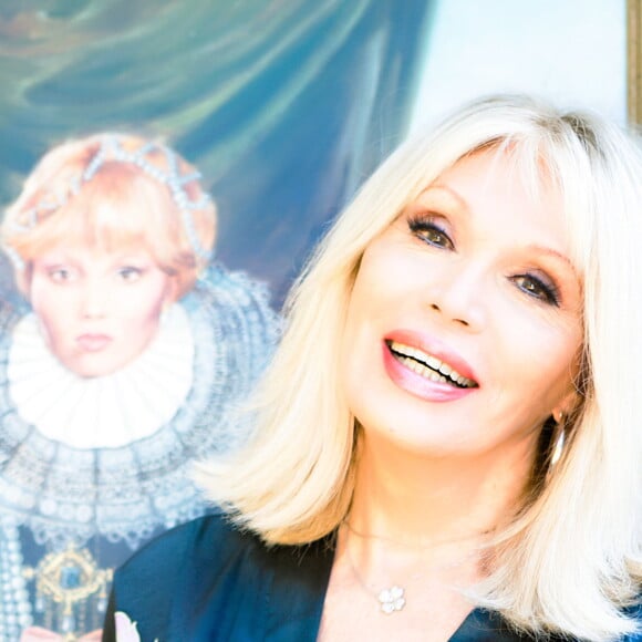 Archives : Amanda Lear