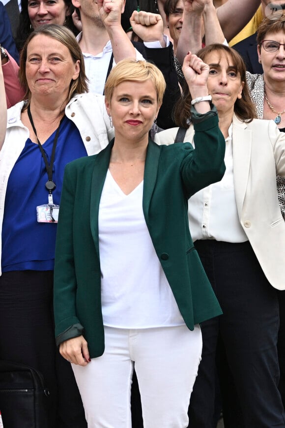 Clémentine Autain - Arrivées des députés à l'Assemblée Nationale à Paris après les élections législatives le 21 juin 2022. © JB Autissier / Panoramic / Bestimage