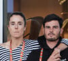 Après sa défaite au premier tour à Roland-Garros cette année, Alizé Cornet est restée quelques jours
Exclusif - Alizé Cornet et son nouveau compagnon en tribune lors des Internationaux de France de tennis de Roland Garros 2023 à Paris le 30 mai 2023. © Jacovides-Moreau/Bestimage