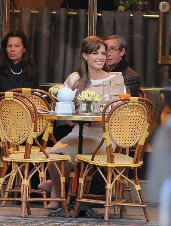 Angelina Jolie en tournage à Paris. Février 2010