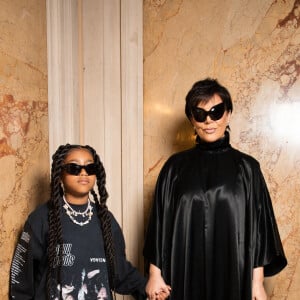 North West et Kris Jenner - Photocall du défilé de mode Haute-Couture automne-hiver 2022-2023 "Balenciaga" à Paris. Le 6 juillet 2022 © Tiziano Da Silva-Pierre Perusseau / Bestimage 