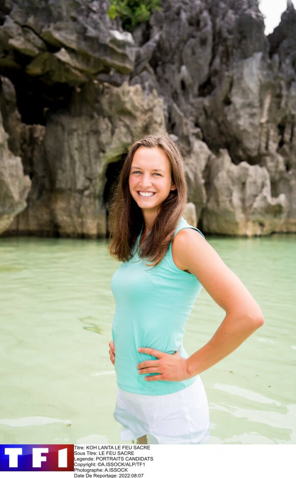 Portrait de la candidate Héléna dans "Koh-Lanta, le Feu sacré". ©A.ISSOCK/ALP/TF1