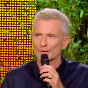 Comme chaque année, Denis Brogniart a également recueilli les impressions de chacun.
Dernier conseil de Koh-Lanta, le feu sacré.