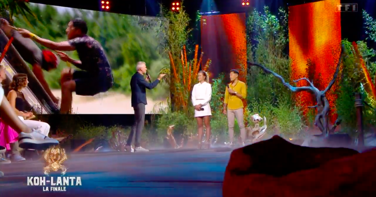 Finale de KohLanta Tania resplendissante en minijupe blanche, l