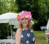 Une nouvelle vie dans laquelle elle s'épanouit pleinement.
Exclusif - Fabienne Amiach - Garden party organisée par Babette de Rozières chez elle à Maule le 30 juin 2019. © Jean-Claude Woesteland/Bestimage