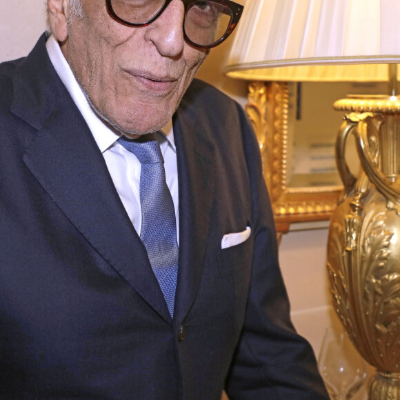 Gerard Darmon lors de la soirée des "Stéthos d'or 2023" à l'hôtel Four Seasons George V à Paris le 27 mars 2023. © Cédric Perrin / Bestimage