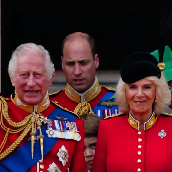 Kate Catherine Middleton, princesse de Galles, le prince William de Galles, le roi Charles III et la reine consort Camilla Parker Bowles - La famille royale d'Angleterre sur le balcon du palais de Buckingham lors du défilé "Trooping the Colour" à Londres. Le 17 juin 2023 