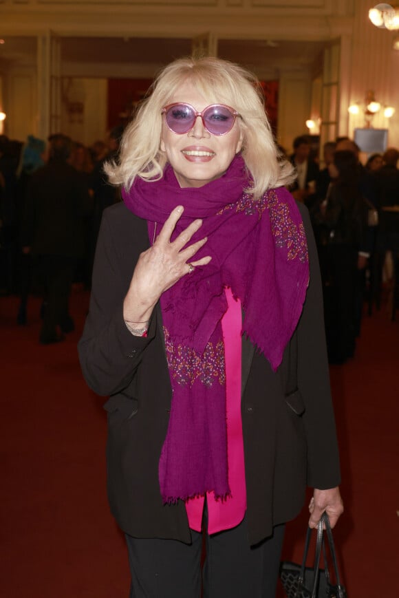 Amanda Lear est revenue sur le "couple à trois" qu'elle formait avec Salvador Dali et sa femme.
Amanda Lear à la 34ᵉ Cérémonie des Molières au théâtre de Paris, lundi 24 avril 2023.
© Christophe Aubert via Bestimage