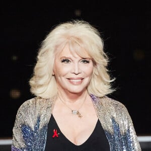 Amanda Lear à l'enregistrement de l'émission "Les 50 ans du Disco, les stars chantent pour le Sidaction" au Dôme de Paris, France, le 15 mars 2023.
© Guirec-Moreau/Bestimage