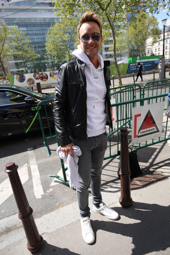 Cyril Féraud - Les participants de l'émission "Les Grosses Têtes" à la sortie des studios RTL à Paris. Le 27 avril 2023 © Jonathan Rebboah / Panoramic / Bestimage