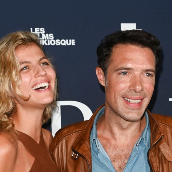 Nicolas Bedos et sa compagne Pauline Desmonts - Avant-première du film "Mascarade" au cinéma Pathé Wepler à Paris. Le 20 octobre 2022 © Coadic Guirec / Bestimage