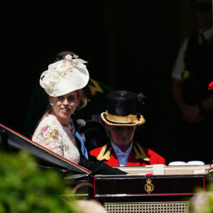 Mais également avec une grosse partie de la famille royale dont la princesse Beatrice et son mari.
Kate Middleton, Prince William, Beatrice d'York et Edoardo Mapelli Mozzi - La procession royale du Royal Ascot du 23 juin comprenait notamment le roi Charles et la reie Camilla, ainsi que le prince et la princesse de Galles. 23 juin 2023. Photo by David Davies/PA Wire/ABACAPRESS.COM