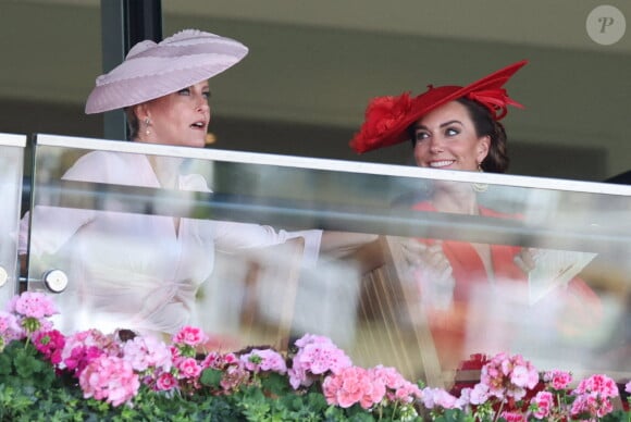 Kate Middleton - La procession royale du Royal Ascot du 23 juin comprenait notamment le roi Charles et la reie Camilla, ainsi que le prince et la princesse de Galles. 23 juin 2023.  Photo by Stephen Lock/i-Images/ABACAPRESS.COM