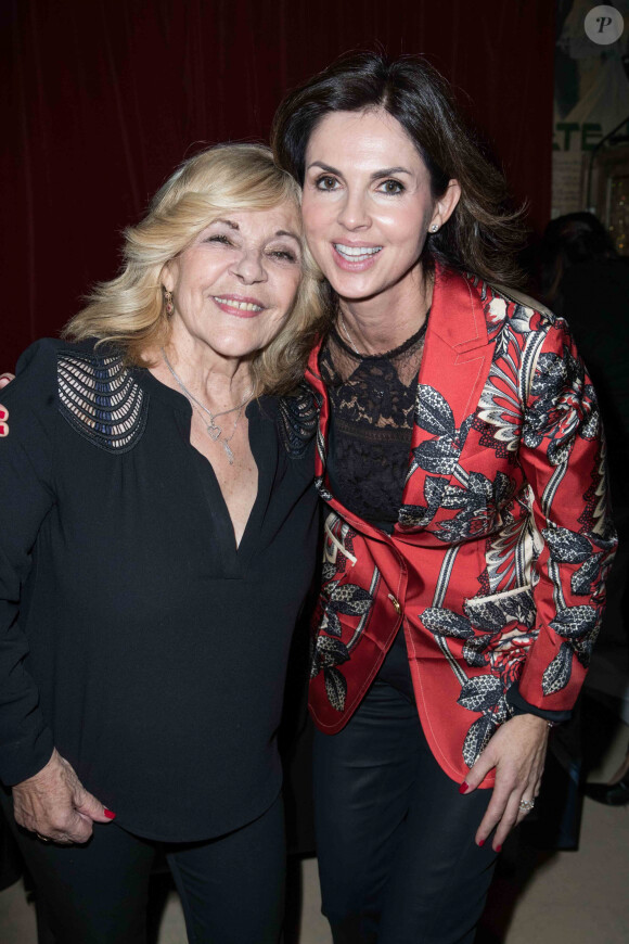 Exclusif - Nicoletta et Caroline Barclay - Fête d'anniversaire de Caroline Barclay à La Chope des Puces à Saint-Ouen, Paris. Le 7 octobre 2019 © Cyril Moreau / Bestimage 