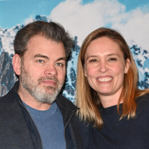 Clovis Cornillac et sa femme Lilou Fogli - Avant-Première du film "Les Têtes givrées" à 'UGC Bercy à Paris le 5 février 2023. © Guirec Coadic / Bestimage 