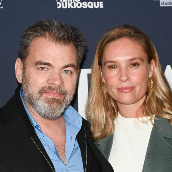 Clovis Cornillac et sa femme Lilou Fogli - Avant-première du film "Mascarade" au cinéma Pathé Wepler à Paris. Le 20 octobre 2022 © Coadic Guirec / Bestimage  