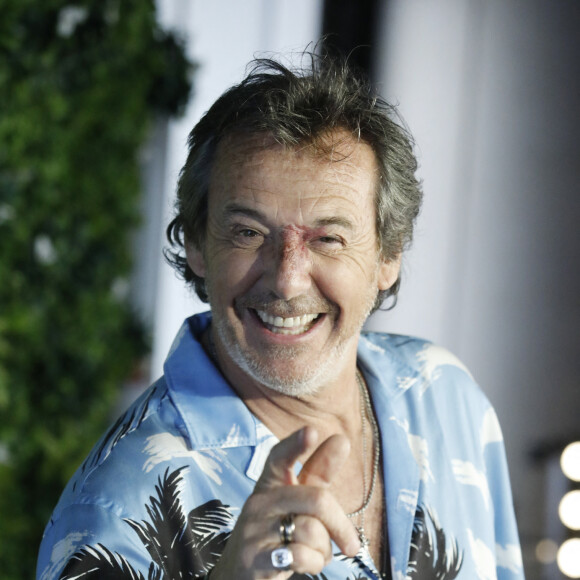 Jean-Luc Reichmann au photocall de la série "Leo Mattei, Brigade des mineurs" lors du 62ème Festival de Télévision de Monte-Carlo, à Monaco, le 19 juin 2023. © Denis Guignebourg/BestImage