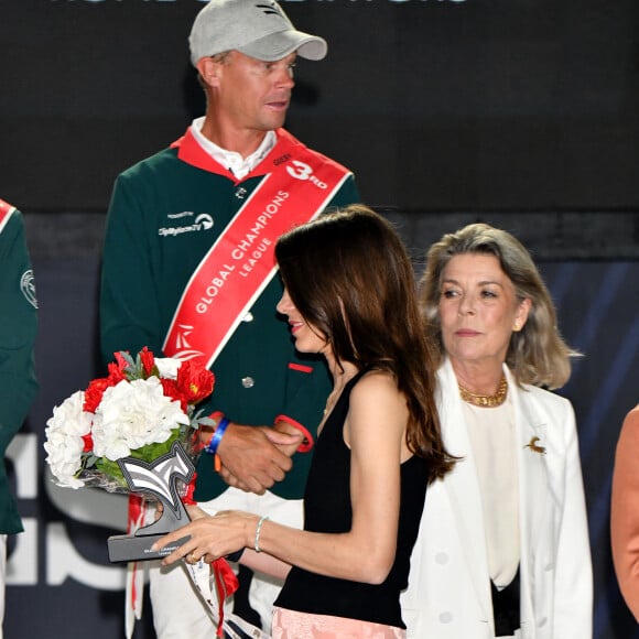 Charlotte Casiraghi et sa mère la princesse Caroline de Hanovre lors de la seconde soirée de la 17ème édition du Longines Global Champions Tour à Monaco, le 30 juin 2023 sur le port de Monaco, pour le Longines Global Champions, c'est le binôme composé par Patrick Stuhlmeyer et Christian Kukuk, qui ont remporté la compétition en deux manches, suivi par Ioli Mytilineou et Harrie Smolders et Jérome Guery et Shane Breen. © Bruno Bebert/Bestimage 