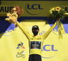 Il est ainsi le premier à porter le maillot jaune cette année
Adam Yates lors du Tour de France, étape 7, Millau à Lavaur, le 4 septembre 2020.