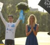 Il s'est imposé face à son frère jumeau Simon
Adam Yates - Arrivée du Tour de France 2016 sur les Champs-Élysées à Paris le 24 juillet 2016. © Coadic Guirec / Bestimage 