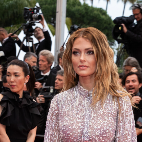 Caroline Receveur - Montée des marches du film "Les plus belles années d'une vie" lors du 72ème Festival International du Film de Cannes. Le 18 mai 2019 © Borde / Bestimage 