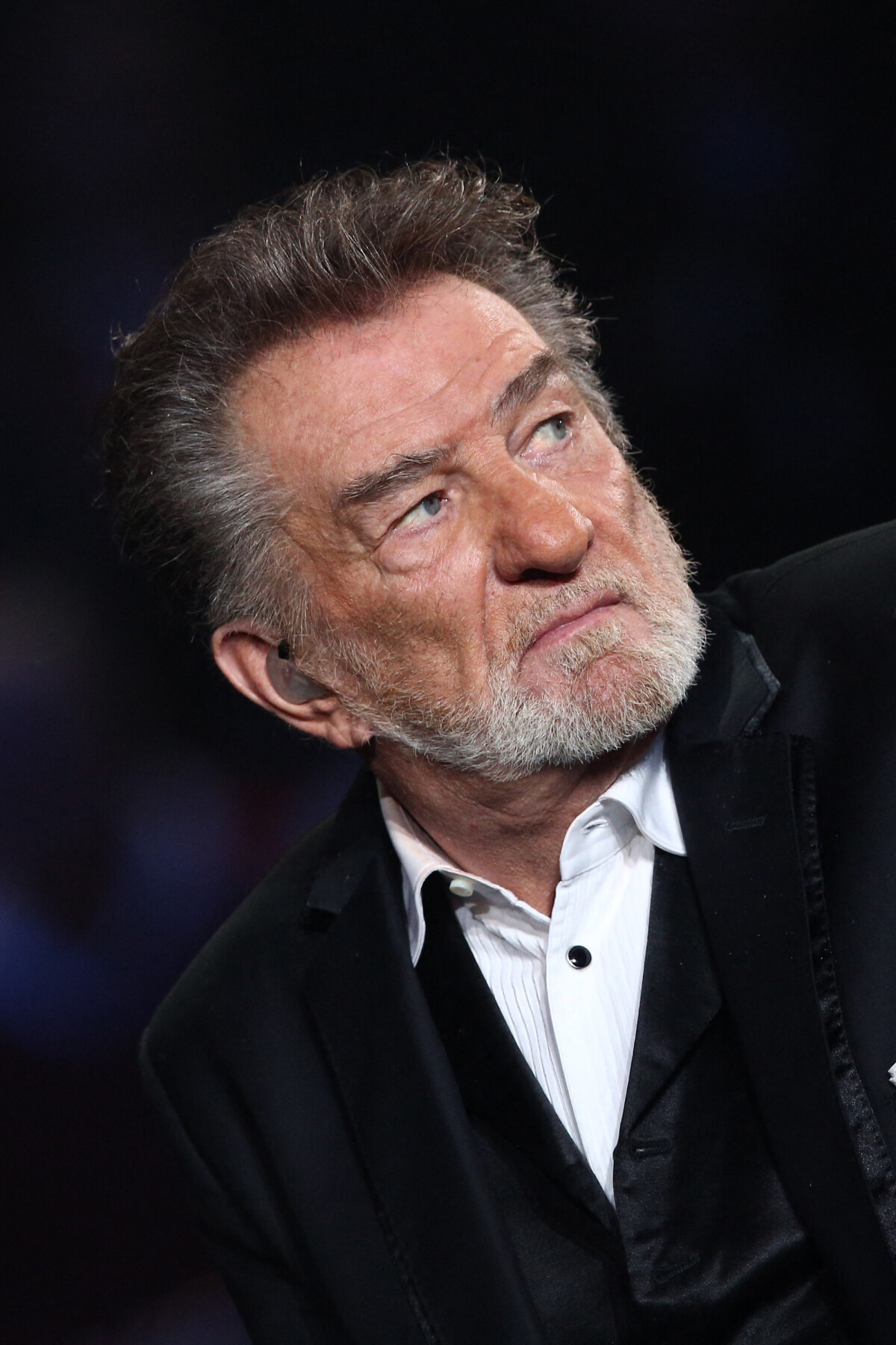 Photo : Si l'artiste est proche des membres de sa tribu, il a admet qu'avec  le temps, un certain éloignement a eu tendance à s'établir. Eddy Mitchell.  - Purepeople