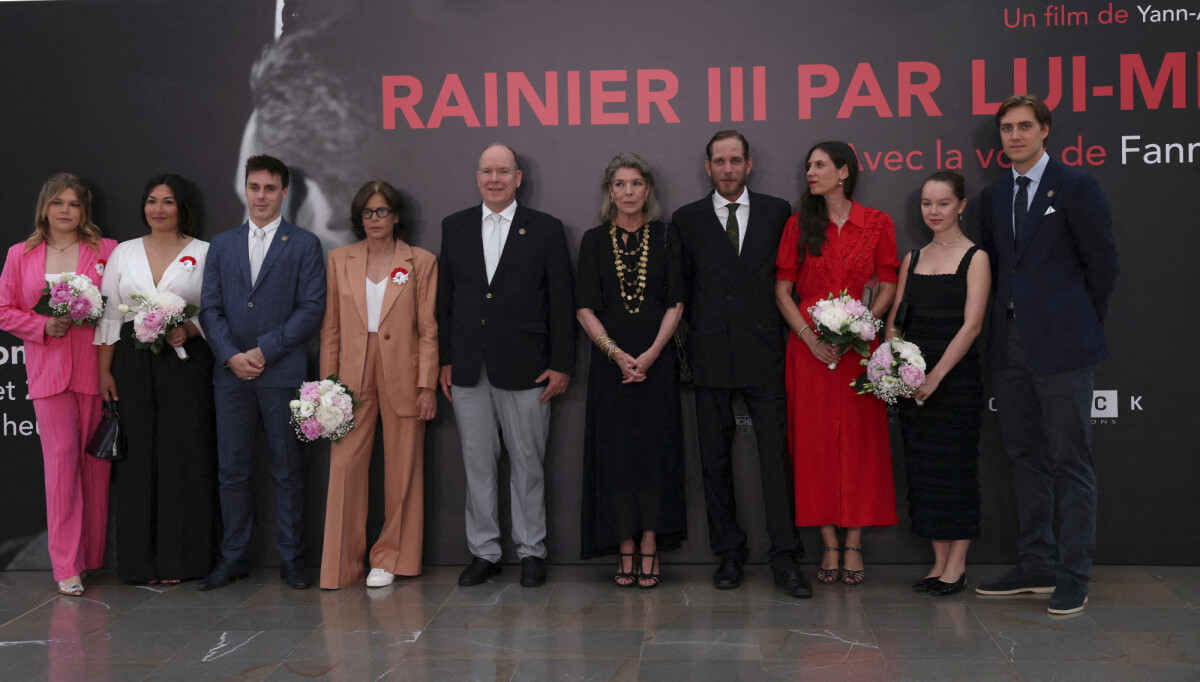 Photo : Autour du prince Albert et de ses soeurs, une grande partie de