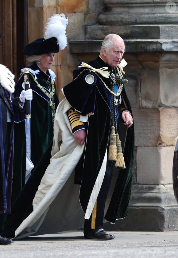 Le roi Charles III quitte le palais d'Holyrood à Edimbourg pour la suite du deuxième couronnement de Charles III. 5 juillet 2023 @ Robert Perry/PA Wire