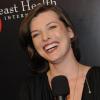 Milla Jovovich pour le lancement de son sac en édition limitée Tommy Hilfigher à Milan le 2 mars 2010