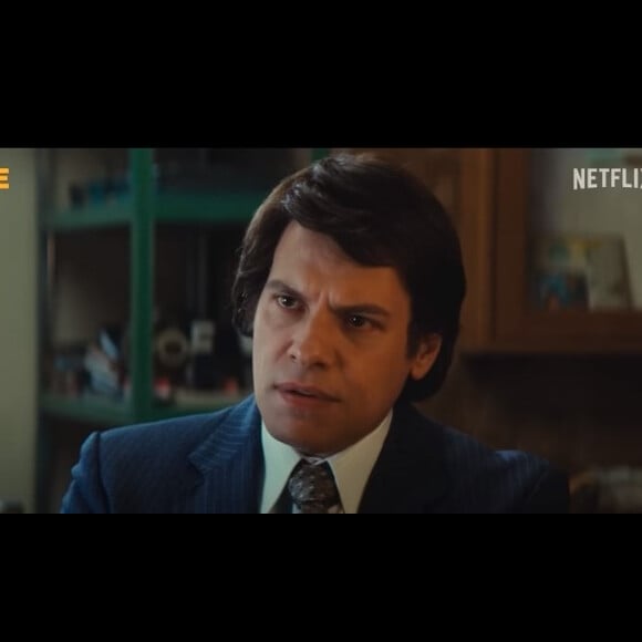 Basée sur la ressemblance physique de l'acteur avec l'homme d'affaires.
Laurent Lafitte transformé en Bernard Tapie @ Netflix