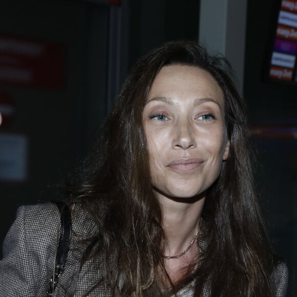 Laura Smet - Les célébrités arrivent à l'aéroport de Nice lors du 75ème Festival International du Film de Cannes, à Nice, France, le 16 mai 2023. © Denis Guignebourg/Bestimage 