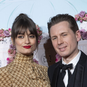 Clara Luciani et son compagnon Alex Kapranos - Photocall du 40ème Gala de Charité AROP (Association pour le Rayonnement de l'Opéra de Paris) à l'Opera Garnier à Paris le 27 février 2020. © Pierre Perusseau/Bestimage