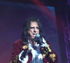 Avec son groupe Hollywood Vampires
Johnny Depp en concert avec Alice Cooper à Manchester