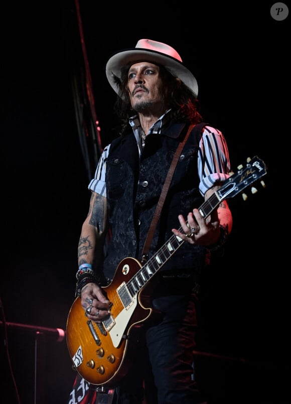 Johnny Depp en concert avec Alice Cooper à Manchester